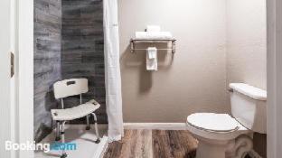 Hotel Travelodge By Wyndham Downtown Northeast